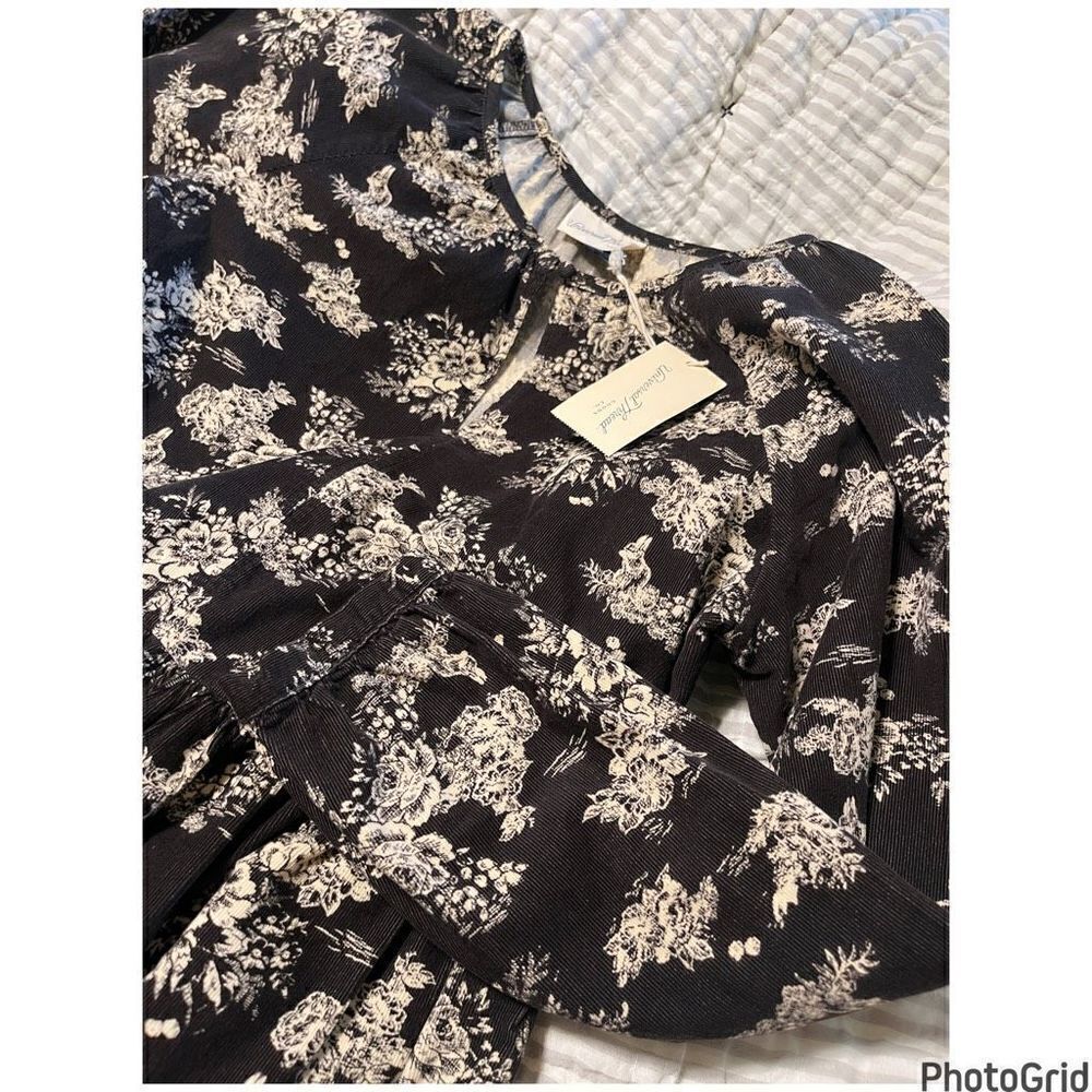 Universal Thread Black Corduroy Floral Dress - Picture 2 of 2
